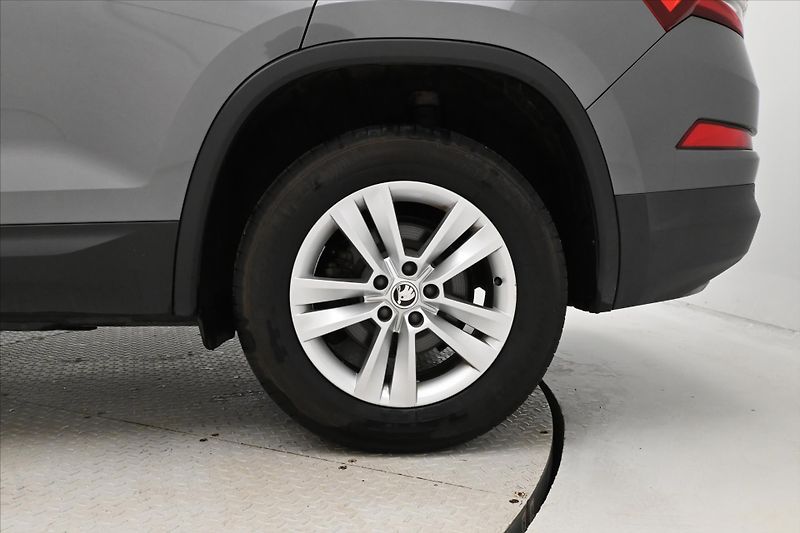 Škoda Kodiaq 1,5 TSI 110 kW DSG 7MÍST Záruk - fotka 32 z 32