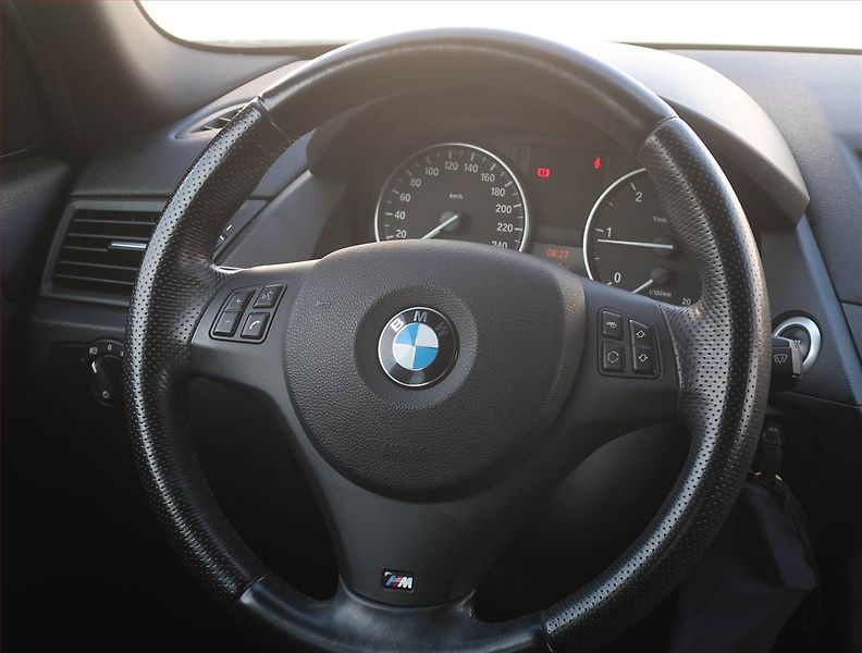 BMW X1 (2012) xDrive23d, 4X4, Serv.kniha - fotka 18 z 18