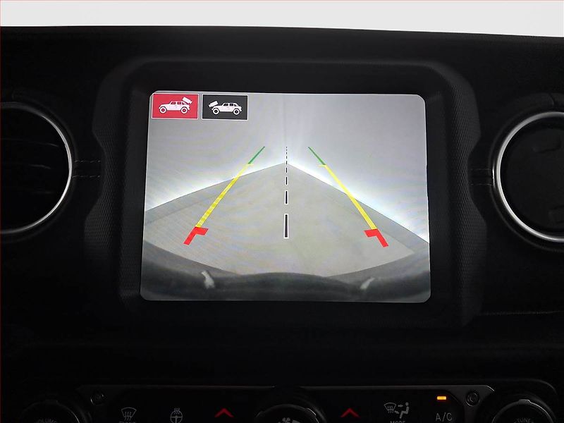 Jeep Wrangler (2021) 2.0 eTorque - fotka 22 z 25