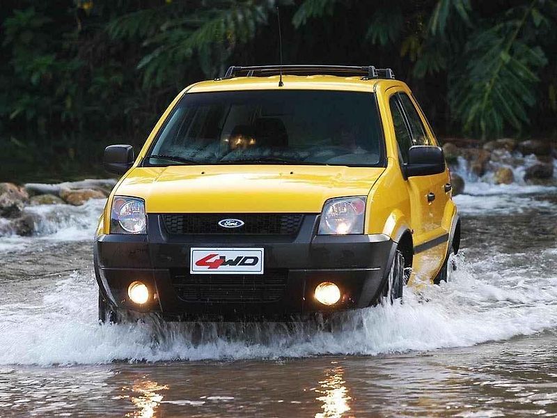 Ford nabízel svůj EcoSport celkem se čtyřmi motory.