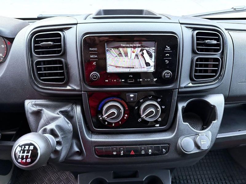 Fiat Ducato (2024) Maxi 35 2,2 MTJ 140k L4H2 Van - fotka 11 z 14