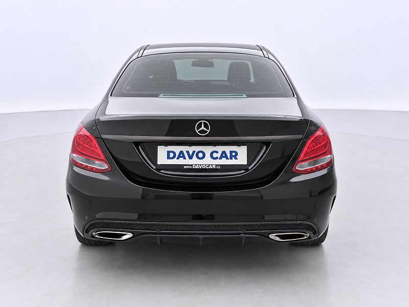Mercedes-Benz Třídy C 2,0 200 135kW Aut. Kůže DPH - fotka 6 z 27