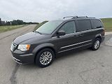 Chrysler Town & Country (2016) 3.6 V6 DOL. KM,SERVSNI KN - náhled 1