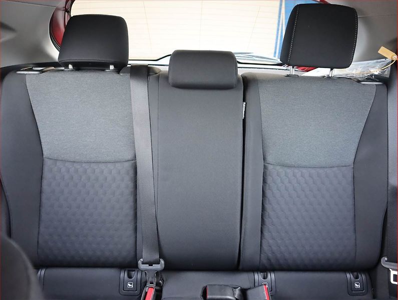 Toyota Yaris (2021) Life 1.5 VVT-i Hybrid, Automat - fotka 10 z 19