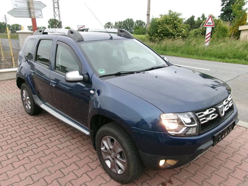 Dacia Duster (2016) 1,2 TCe KLIMA BT TEMP VÝHŘEV - fotka 9 z 28