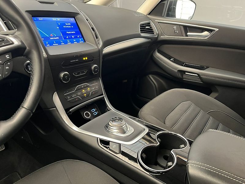 Ford Galaxy 2.5 HEV Titanium 7míst - fotka 22 z 67