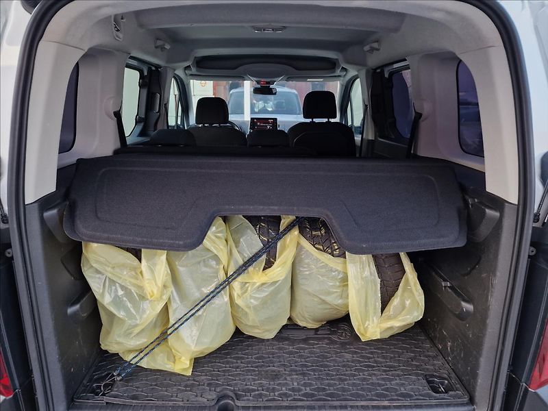 Citroën Berlingo 1.5 BlueHDi 100 Feel, ČR,1Maj - fotka 17 z 47