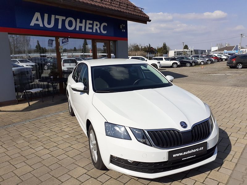 Škoda Octavia (2018) 1.0 TSi Ambiente - fotka 2 z 31
