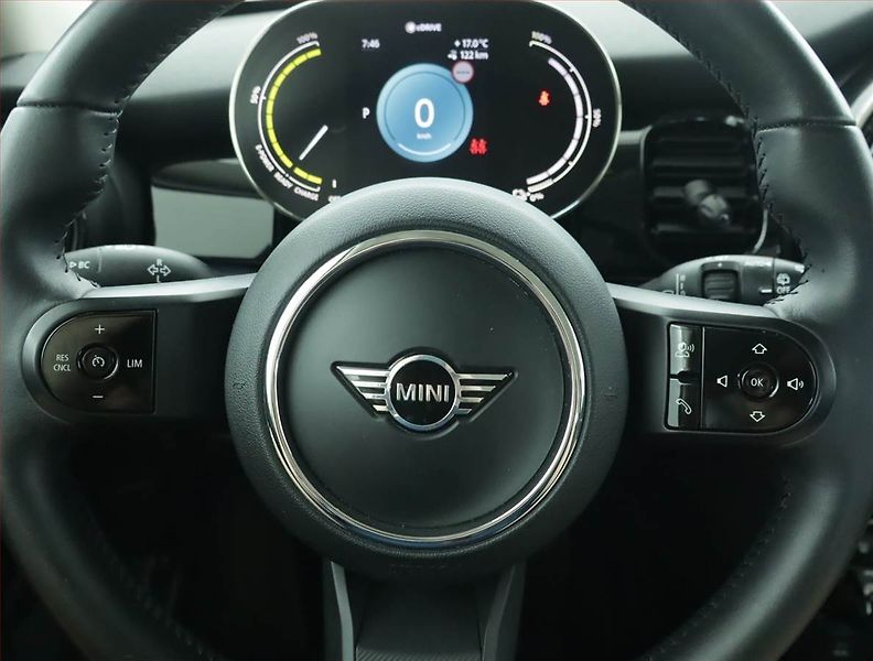 Mini Ostatní (2021) Cooper SE 32 kWh, SoH 99% - fotka 19 z 22