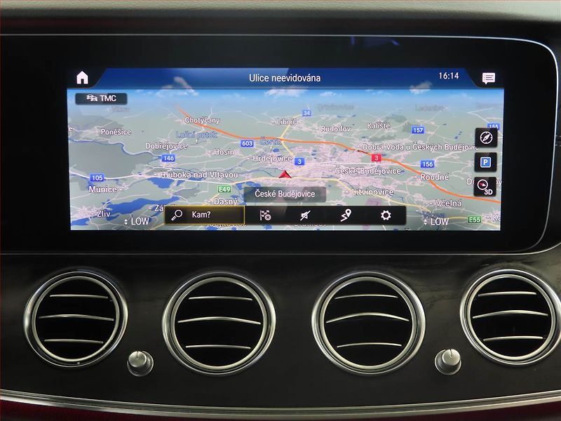Mercedes-Benz Třídy E (2021) E 220 d 4MATIC - fotka 17 z 17