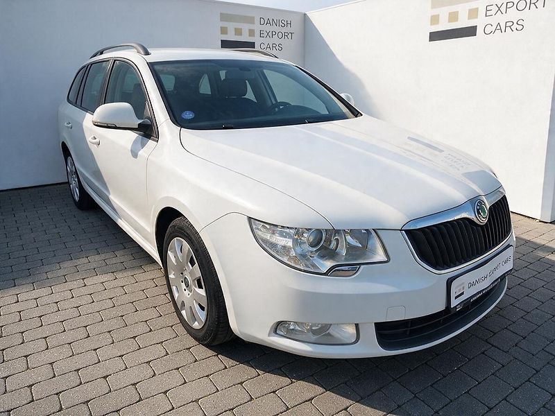 Škoda Superb 1.4 TSI 92 kW,TAŽNÉ,SERVISKA - fotka 3 z 40