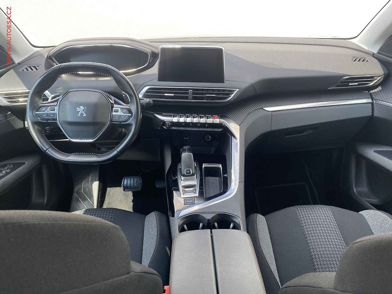 Peugeot 3008 (2020) 1.2 PT, Active, AT, TZ, navi - fotka 8 z 19