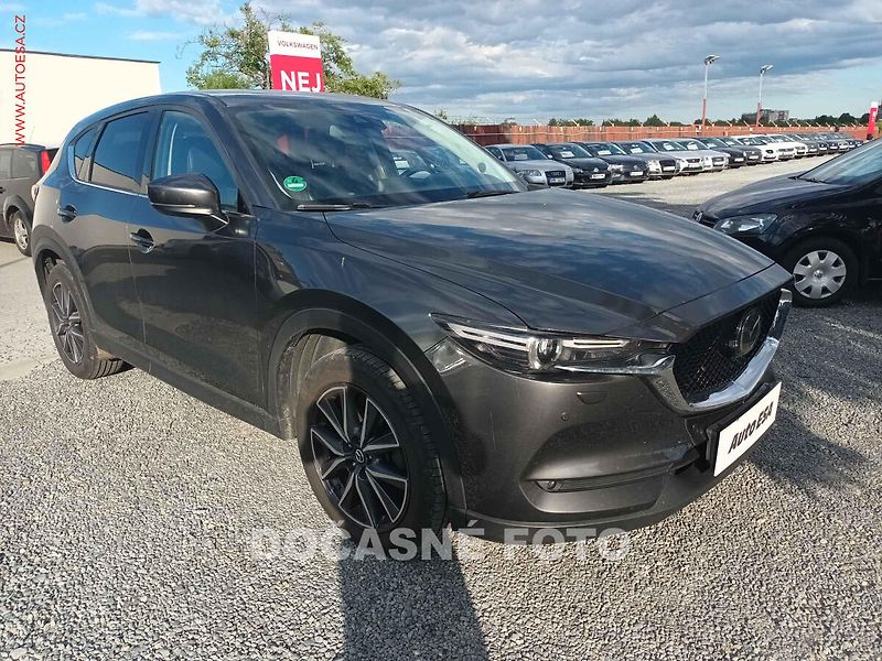 Mazda CX-5 (2018) 2.2D 4x4, AT, navi, LED - fotka 1 z 3