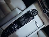 Volvo V90 D5 Momentum 173 kW AWD - náhled 19