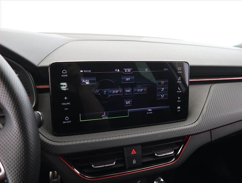 Škoda Kamiq (2024) Monte Carlo 1.5 TSI - fotka 19 z 29