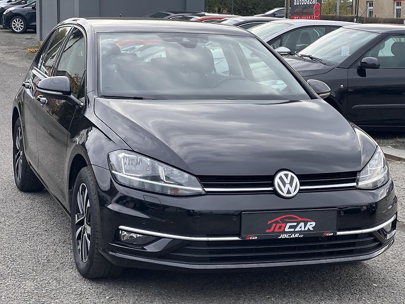 Volkswagen Golf IQ.DRIVE 1.6TDi DSG KLIMA ALU - fotka 3 z 55