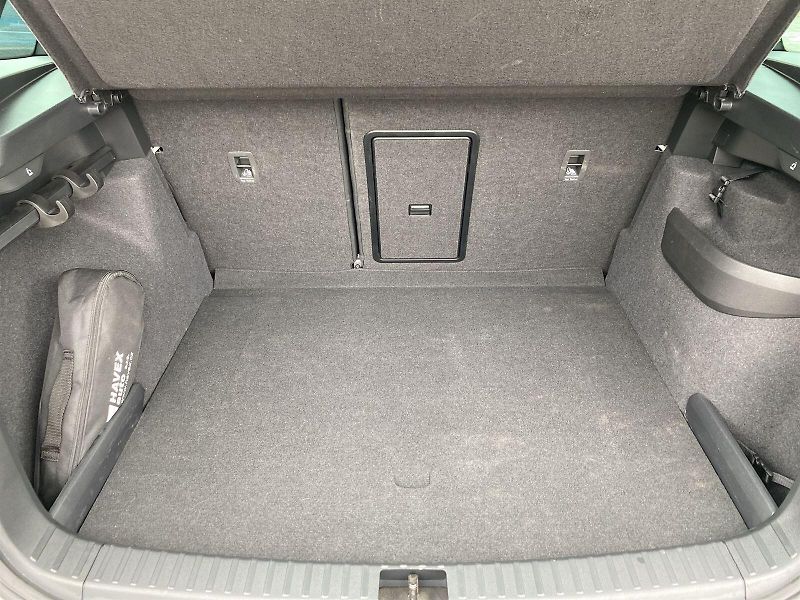Škoda Karoq (2025) 2.0 TDI 4x4 DSG SportLine - fotka 34 z 40