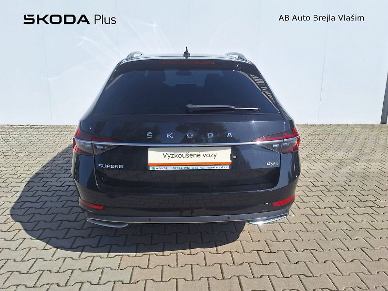 Škoda Superb (2023) COMBI / 2.0TDI / 140 kW / 7DSG - fotka 9 z 31