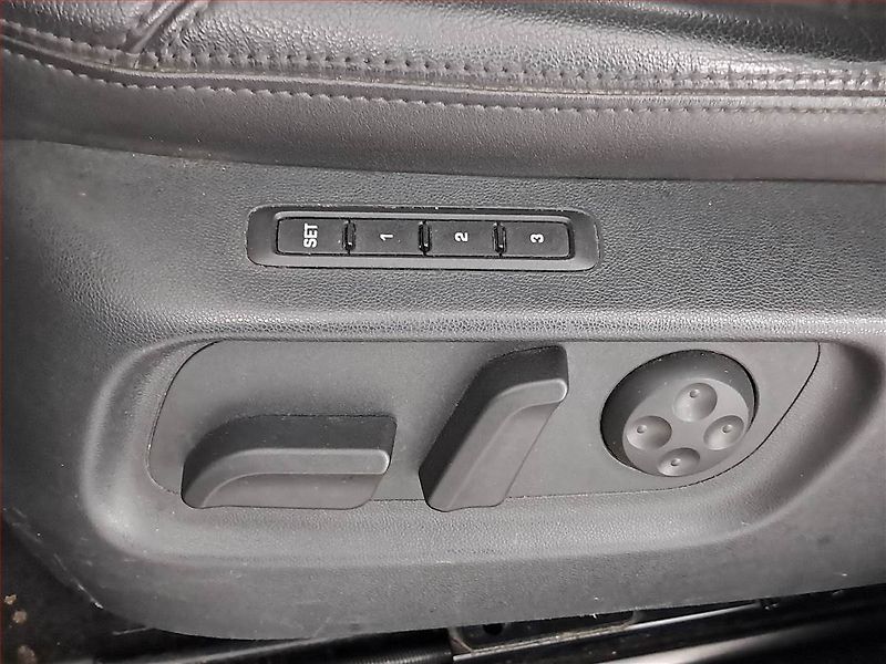 Škoda Octavia (2012) Laurin&Klement 2.0 TDI - fotka 22 z 23