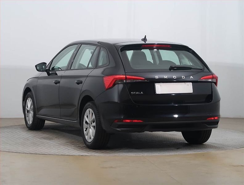 Škoda Scala (2025) Selection 1.0 TSI - fotka 4 z 20