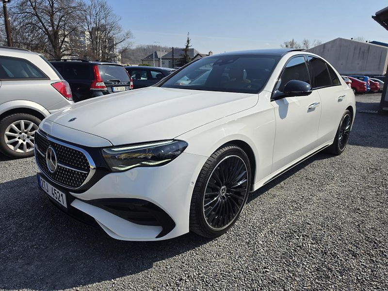 Mercedes-Benz Třídy E 220CDI AMG Nappa Burmester 4D - fotka 2 z 21