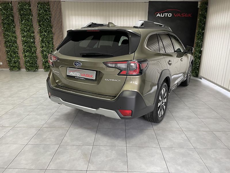 Subaru Outback 2.5 i CVT AWD Touring TOP  - fotka 11 z 32