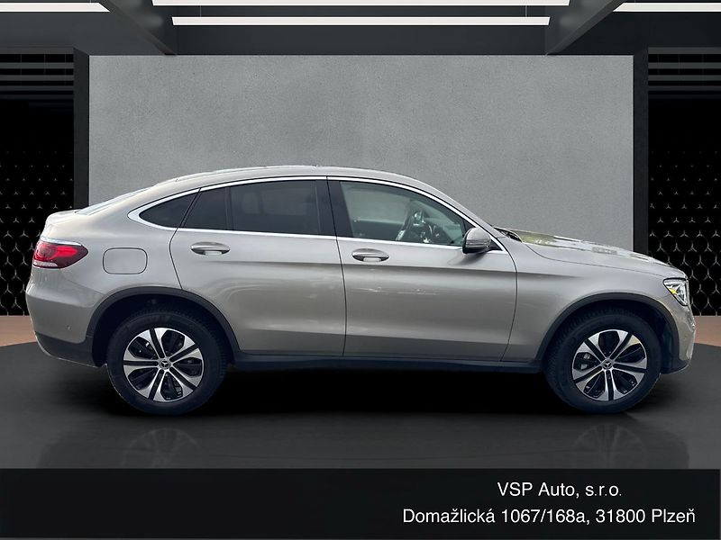 Mercedes-Benz GLC 300de 4MATIC Coupe - fotka 6 z 21