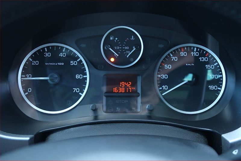 Citroën Berlingo (2016) XTR 1.6 HDi, 5Míst, SR - fotka 11 z 21