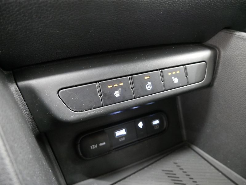 Kia Sportage - fotka 21 z 25