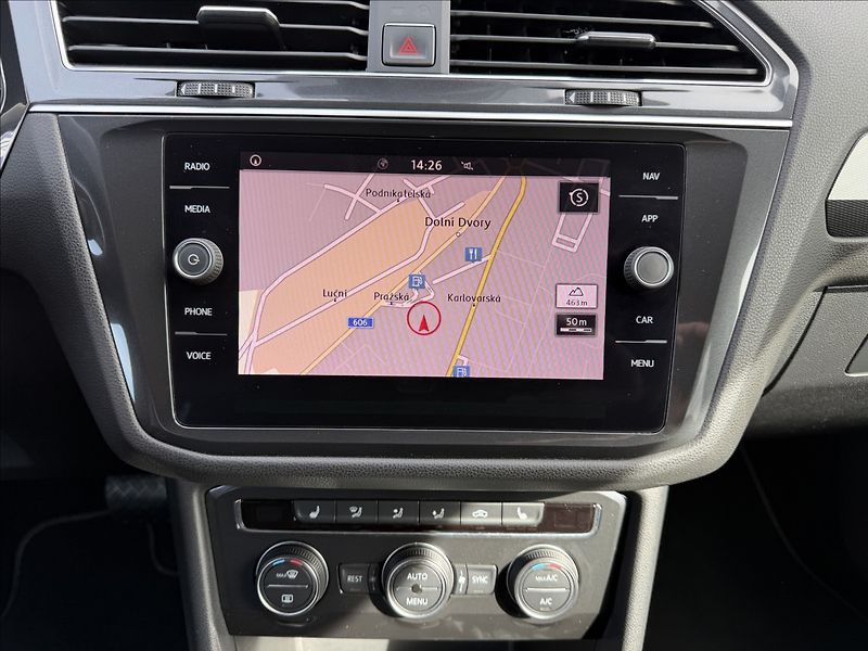 Volkswagen Tiguan Allspace 2.0 TSI 4Motion/Virtual/7míst - fotka 10 z 30