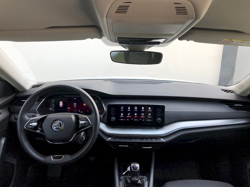 Škoda Octavia (2023) COM AMB TD 110/2.0 M6F - fotka 5 z 24