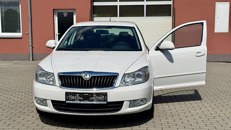 Škoda Octavia 1.2TSi*77kW*DSG*1.MAJ*SERVIS* - fotka 18 z 21