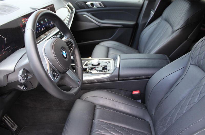 BMW X7 xDrive40d | Mpaket PRO | ČR - fotka 10 z 32