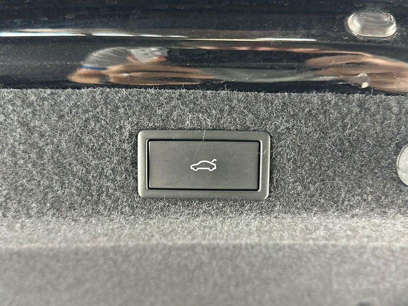 Škoda Octavia (2025) 1.5TSI 110kW Exclusive Selecti - fotka 34 z 37
