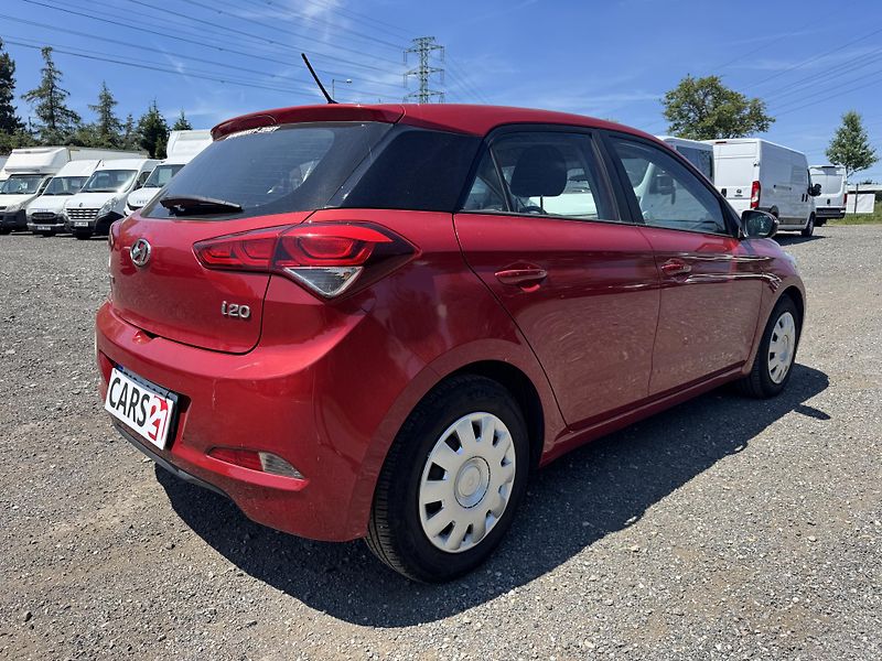 Hyundai i20 1.1CRDi,55kw,klima,ČR,1.maj. - fotka 5 z 31
