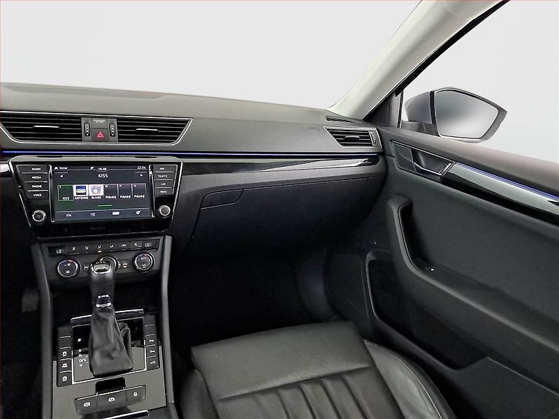 Škoda Superb (2017) Laurin&Klement 2.0 TDI 4x4 - fotka 8 z 18