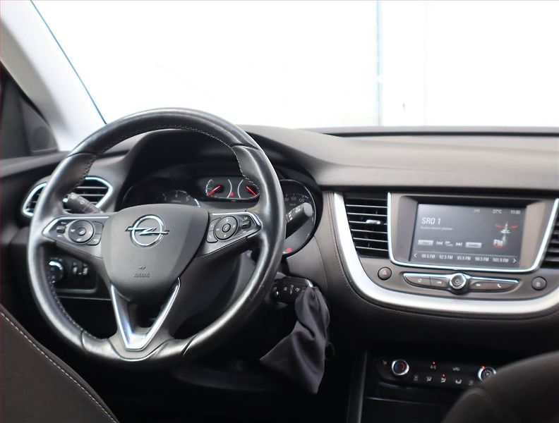 Opel Grandland X (2019) 1.2 Turbo, Serv.kniha - fotka 7 z 16