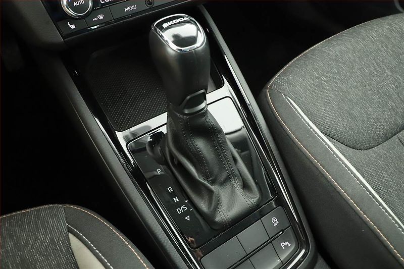 Škoda Scala (2019) 1.5 TSI, ČR - fotka 10 z 21