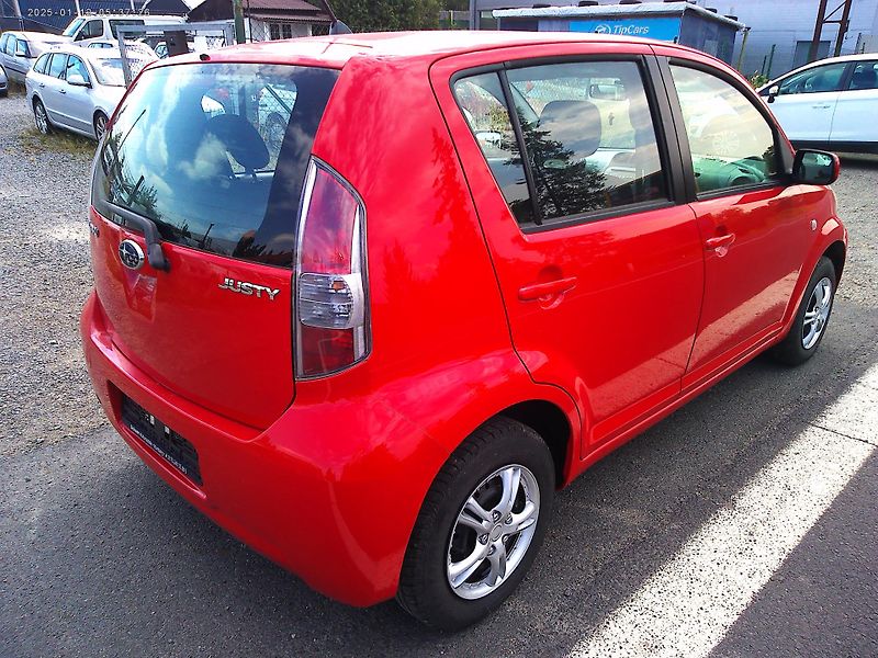Subaru Justy 1.0i  - fotka 6 z 25