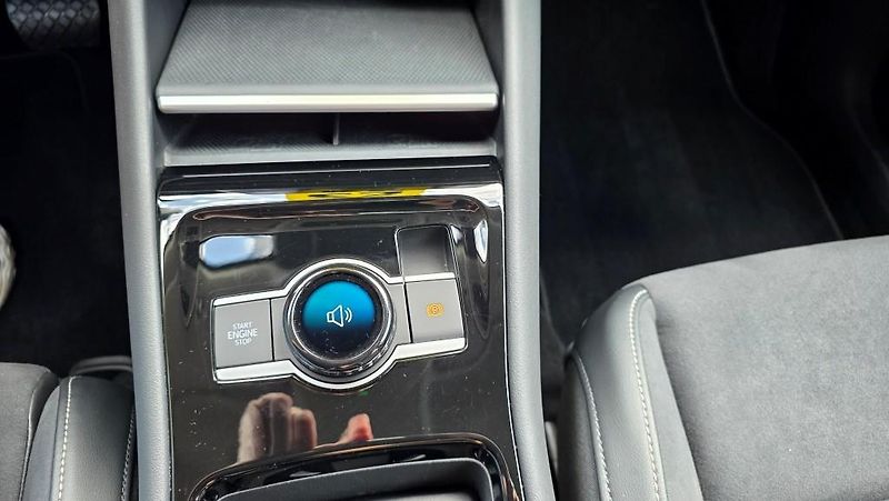 Volkswagen Tayron (2025) 1.5 PHEV 150kW Elegance SoH100 - fotka 41 z 46
