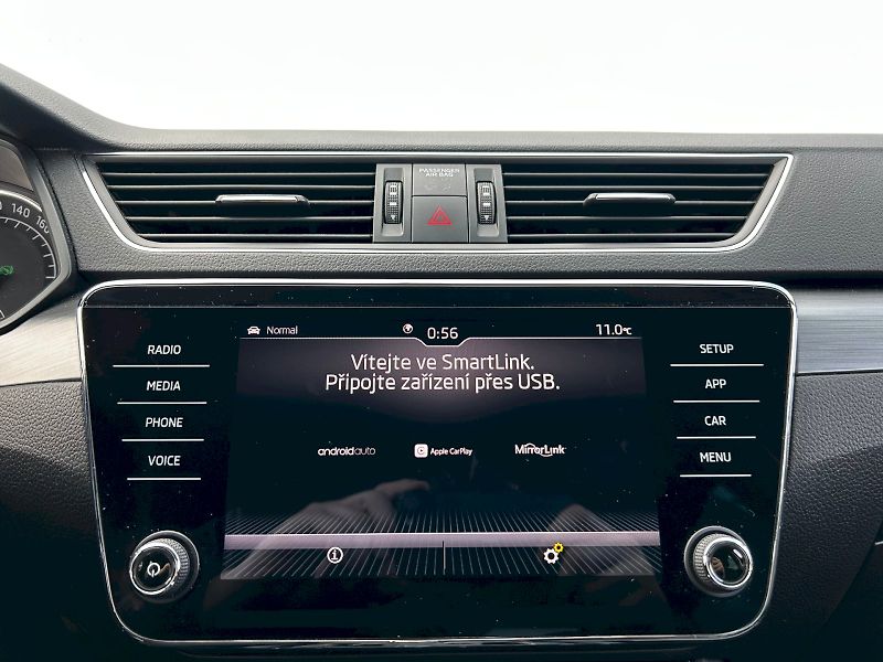 Škoda Superb (2018) 1.5 TSI 110kW ACT DSG Style+ - fotka 14 z 35