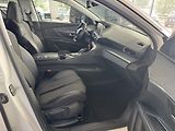 Peugeot 3008 (2018) 1,2I STT ALLURE NAVI KAMERA - náhled 20