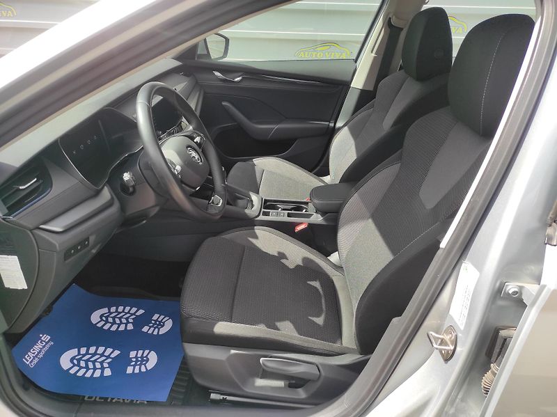 Škoda Octavia 2,0TDi 85kW, Ambition Plus, ČR - fotka 11 z 48