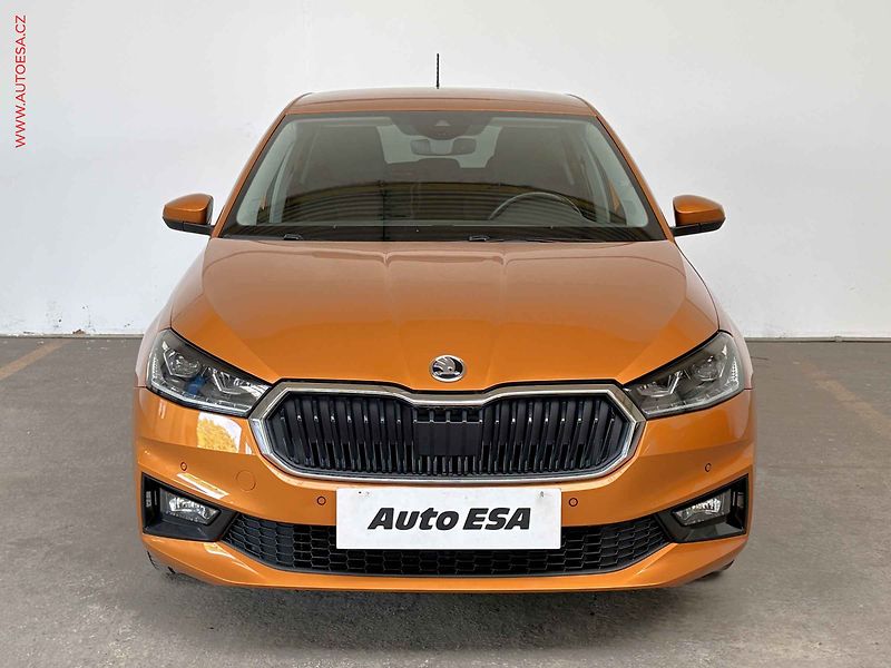 Škoda Fabia (2022) 1.0 TSi, Style, DSG, LED - fotka 2 z 16