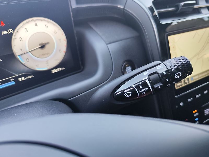 Hyundai Tucson 1.6 T-GDi/110kW N-Line - fotka 32 z 36