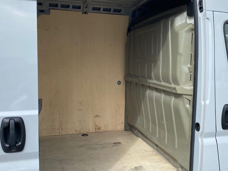 Fiat Ducato (2025) Maxi 2,2 MTJ (132kW) L4H2 - fotka 8 z 30