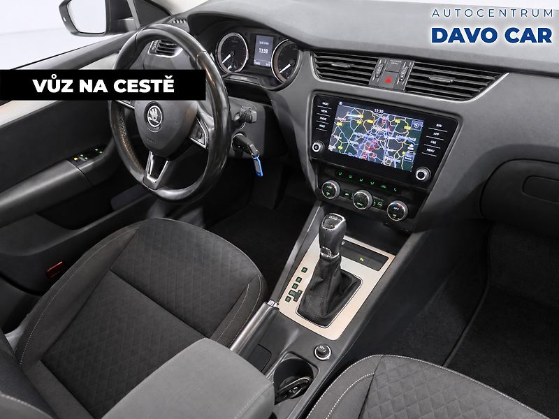 Škoda Octavia 1,4 TSI 110kW DSG 1.maj - fotka 2 z 10