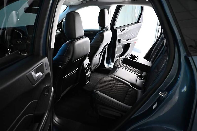 Ford Kuga (2021) 2.5 LED ACC VIRTUAL Tažné Kame - fotka 9 z 45