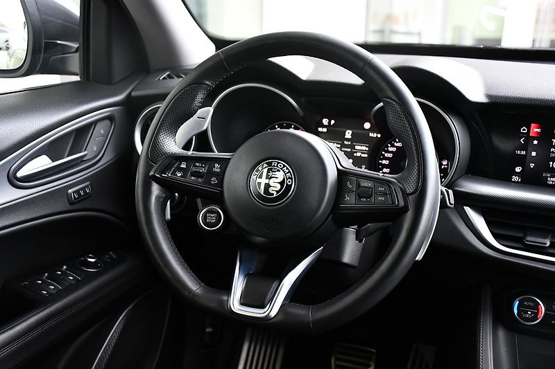 Alfa Romeo Stelvio 2.0TURBO 16V Q4 147kW SPRINT - fotka 7 z 45