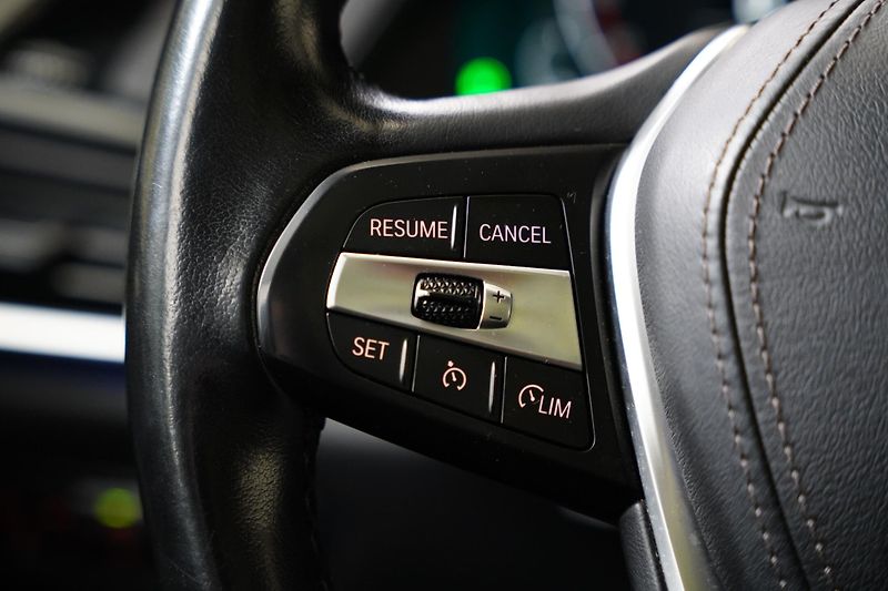 BMW X5 - fotka 15 z 26